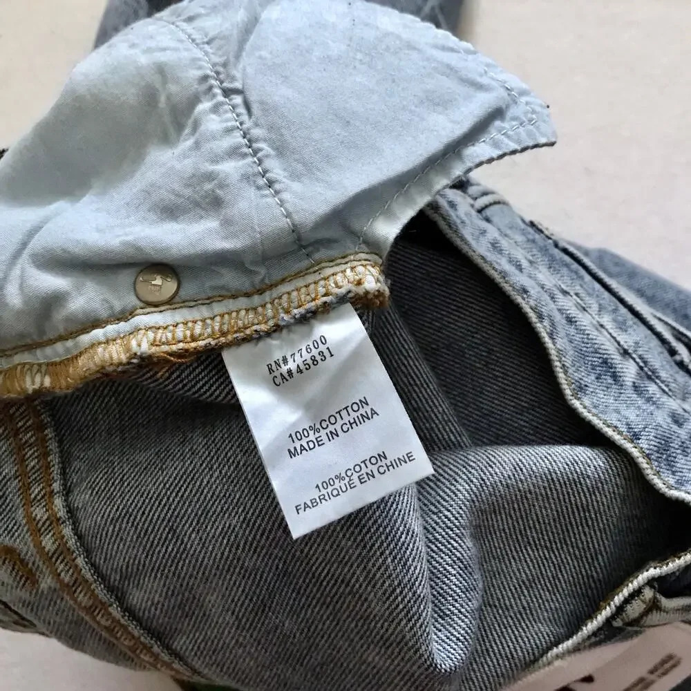 Free People Sandrine Rose NWT Medium Wash Distressed Jeans 29 - Picture 9 of 10